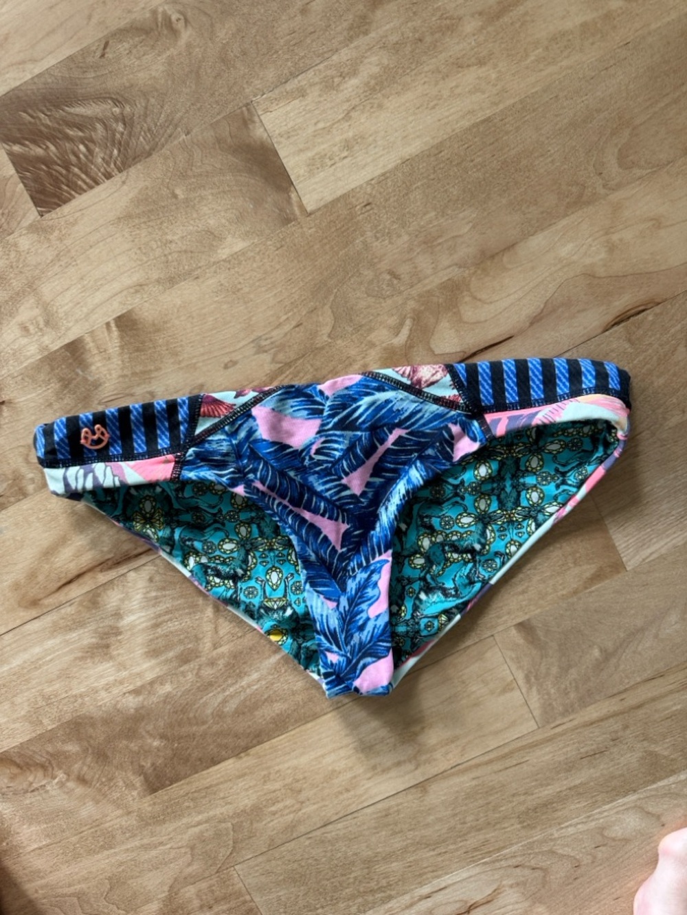 Maaji String Bikini Swimsuit Bottom -‎ Multi Color - Medium